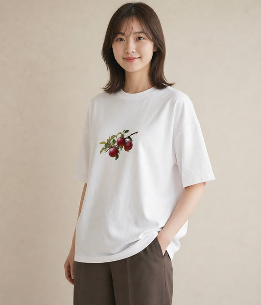プリントTシャツ レディース りんご 林檎 アップル 食べ物 フード イラスト こなれ感 カフェ巡り 女子会 白T YMAZO