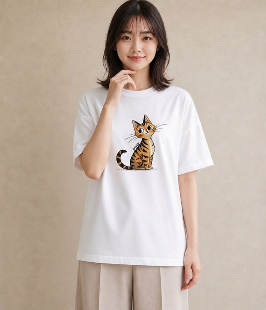 グラフィックTシャツ レディース しっぽ 猫 ねこ イラスト ゆるかわ 秋コーデ おしゃれギフト 白T YMAZO