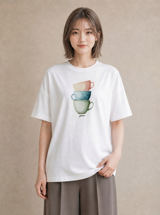 Tシャツ レディース カフェラテ 食べ物 フード イラスト ニュアンス 友達ギフト 部屋着 白T YMAZO