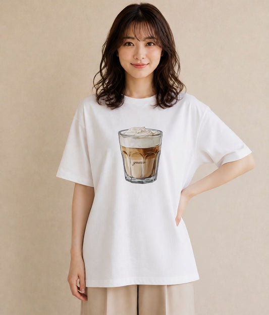 グラフィックTシャツ レディース カフェラテ 食べ物 フード イラスト カフェコーデ 海 カフェ巡り 白T YMAZO