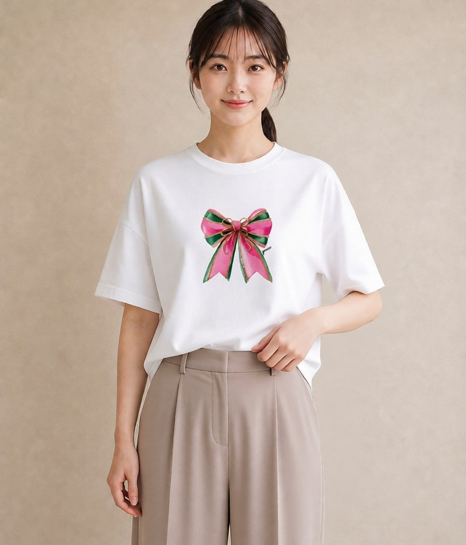 プリントTシャツ レディース リボン 蝶結び ナチュラル アンティーク イラスト こなれ感 ママ カフェ服 白T YMAZO