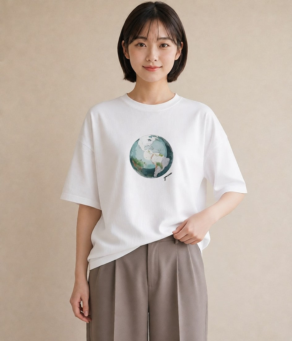 Tシャツ レディース 地球 星空 宇宙 イラスト 手描き風 デイリーウェア 休日 白T YMAZO
