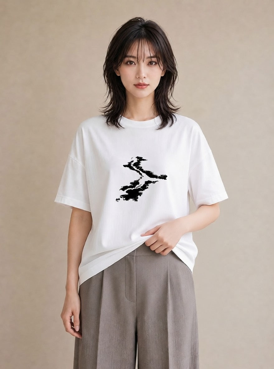 Tシャツ レディース 桟橋 水辺 波止場 ナチュラル アンティーク イラスト ミニマル ルームウェア ギフト 白T YMAZO