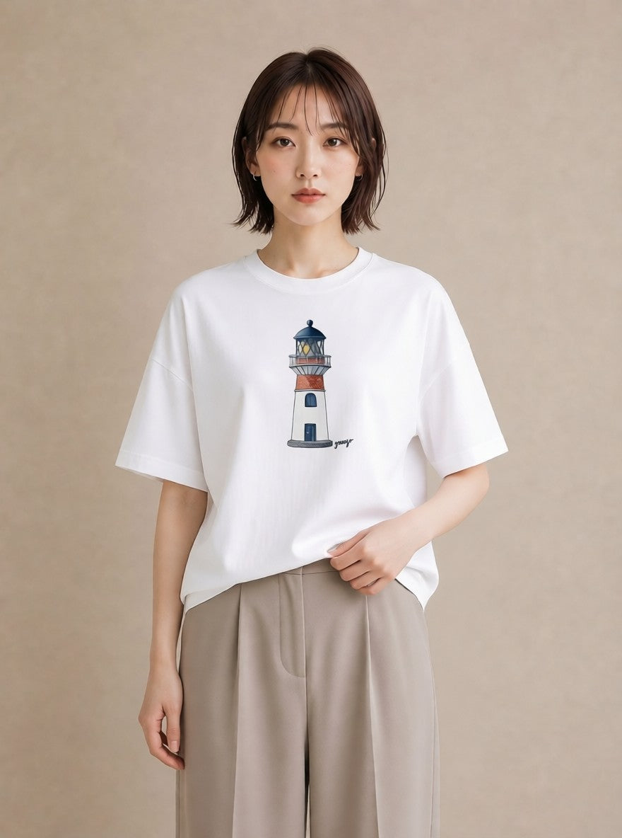 Tシャツ レディース 灯台 霧 海 ナチュラル アンティーク イラスト お洒落 カジュアルコーデ 買い物 白T YMAZO