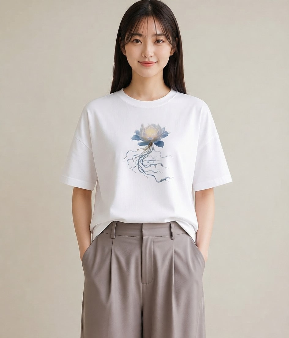 デザインTシャツ レディース 蓮 花 花柄 イラスト ポップ 普段着 週末コーデ 白T