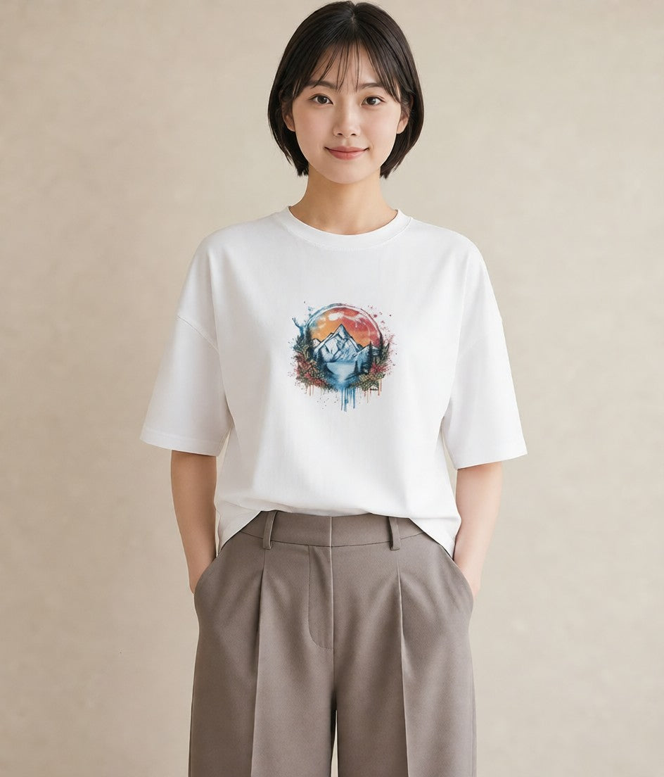 プリントTシャツ レディース 山 星空 宇宙 イラスト きれいめカジュアル お出かけ 普段着 白T YMAZO