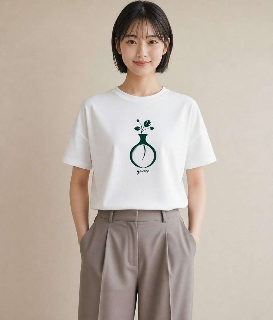 グラフィックTシャツ レディース 香水 香水瓶 パフューム イラスト 手描き風 20代 カジュアルコーデ 白T YMAZO