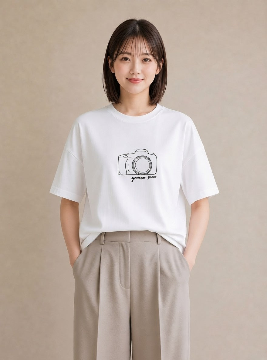 デザインTシャツ レディース カメラ フィルムカメラ レトロカメラ イラスト フェミニン ルームウェア ギフト 白T YMAZO