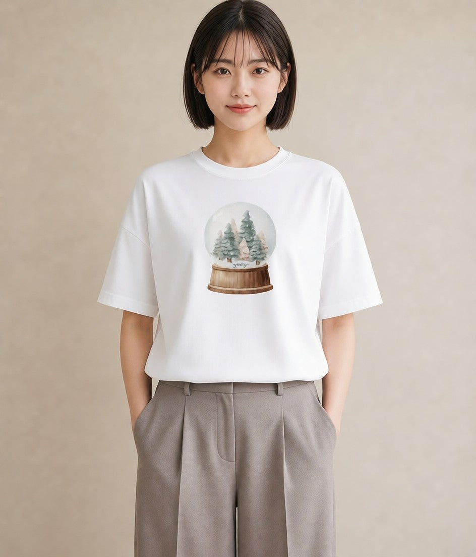プリントTシャツ レディース 雪 星空 宇宙 イラスト 手描き風 帰省 ラフ 白T YMAZO