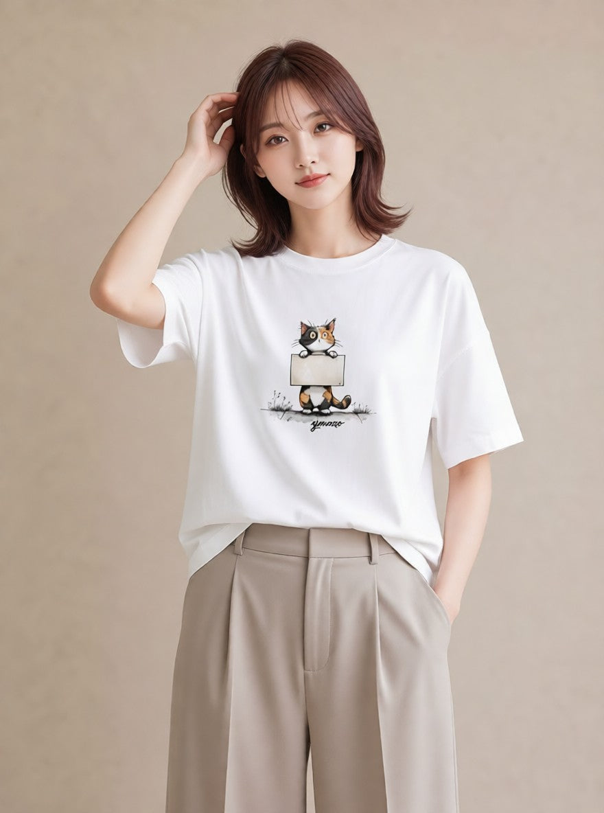 デザインTシャツ レディース サビ猫 猫 ねこ イラスト ヴィンテージ風 海 カフェ巡り 白T YMAZO