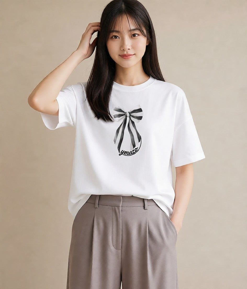 プリントTシャツ レディース リボン 蝶結び ナチュラル アンティーク イラスト 休日 ペアコーデ 白T YMAZO