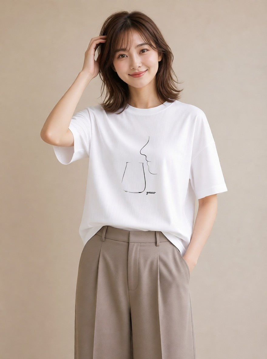 半袖Tシャツ レディース 香水 香水瓶 パフューム イラスト 抜け感 20代 カジュアルコーデ 白T YMAZO