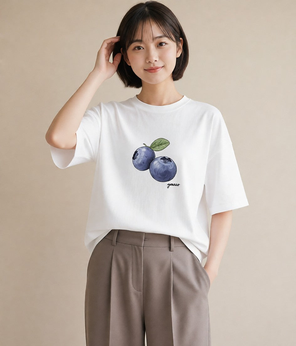 グラフィックTシャツ レディース ブルーベリー 食べ物 フード イラスト アート風 春服 ミセス 白T YMAZO