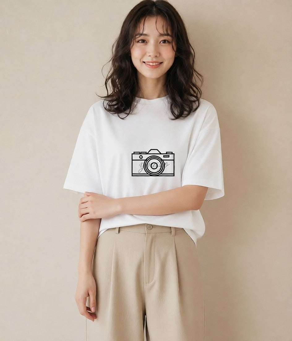 デザインTシャツ レディース カメラ フィルムカメラ レトロカメラ イラスト モード 旅行用 海 白T YMAZO