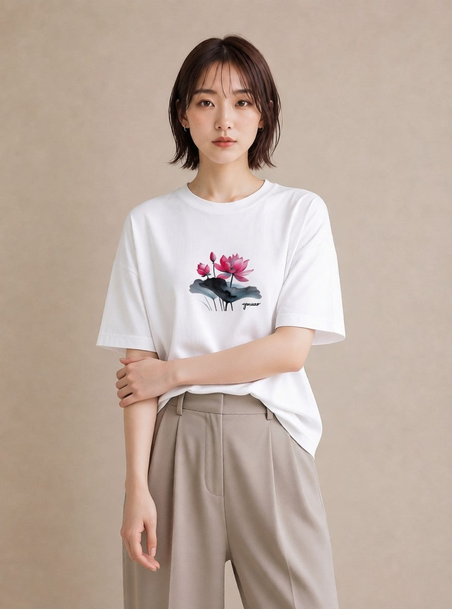 デザインTシャツ レディース 蓮 花 花柄 イラスト 可愛い カフェ服 クリスマス 白T YMAZO