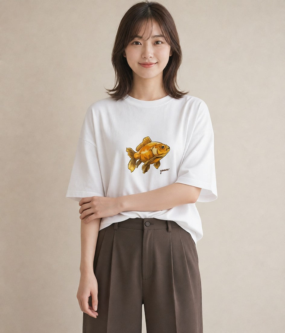 半袖Tシャツ レディース らんちゅう ペット 動物 イラスト ニュアンス 海 カフェ巡り 白T YMAZO