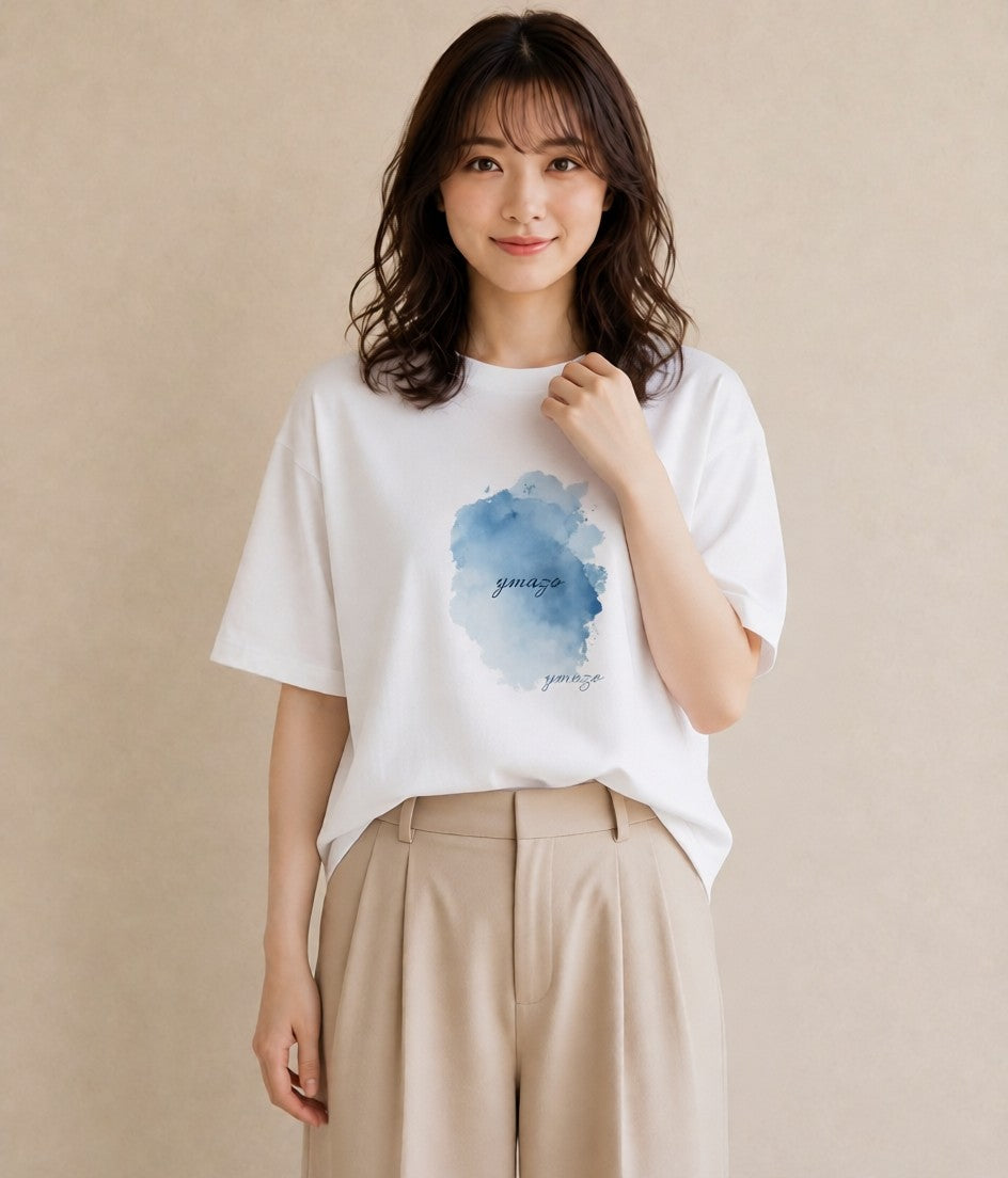 グラフィックTシャツ レディース 雨上がりの小道 雨上がり 小道 ナチュラル アンティーク イラスト ヴィンテージ風 買い物 夏コーデ 白T YMAZO