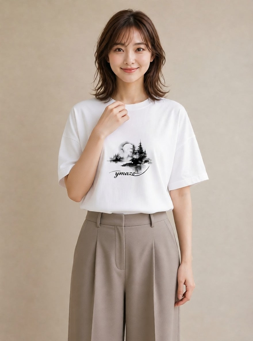 グラフィックTシャツ レディース 窓辺の雨 雨の日 窓 ナチュラル アンティーク イラスト ヴィンテージ風 ビーチ デイリーウェア 白T YMAZO