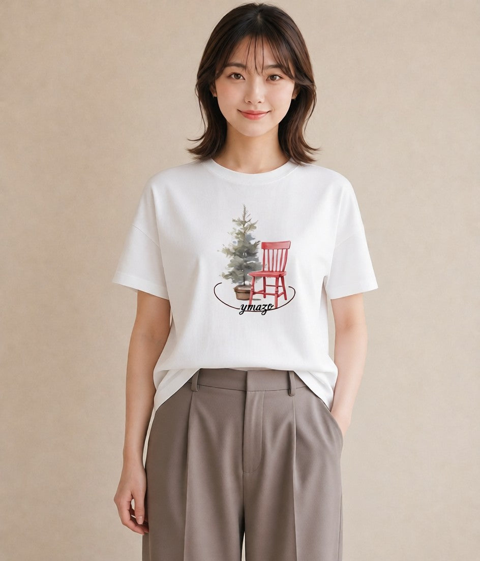 デザインTシャツ レディース 窓辺の椅子 窓辺 椅子 ナチュラル アンティーク イラスト こなれ感 通学 誕生日プレゼント 白T YMAZO