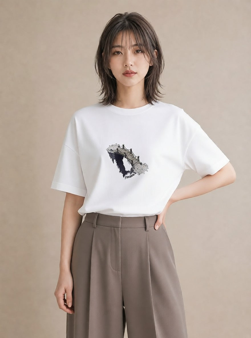 Tシャツ レディース 小川 橋 せせらぎ ナチュラル アンティーク イラスト ラフ 旅行用 海 白T YMAZO