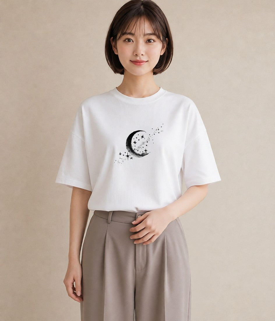 プリントTシャツ レディース 月と星 星空 ムーン イラスト カフェ巡り 女子会 白T YMAZO