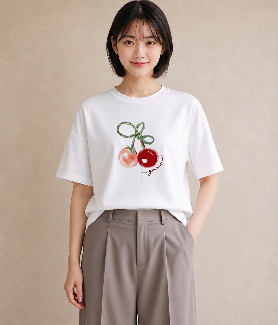 デザインTシャツ レディース りんご 林檎 アップル 食べ物 フード イラスト デイリーウェア 休日 白T YMAZO