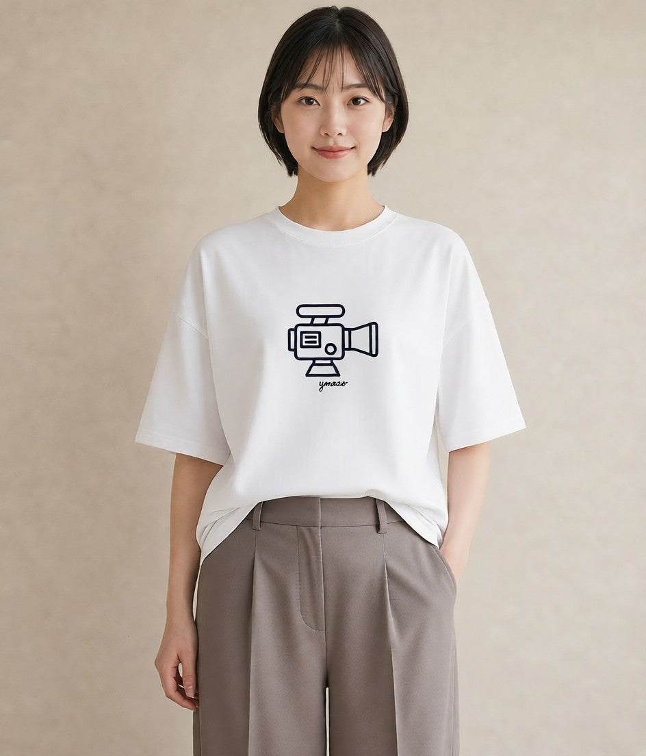 Tシャツ レディース カメラ フィルムカメラ レトロカメラ イラスト きれいめカジュアル 母娘コーデ 自分用 白T YMAZO