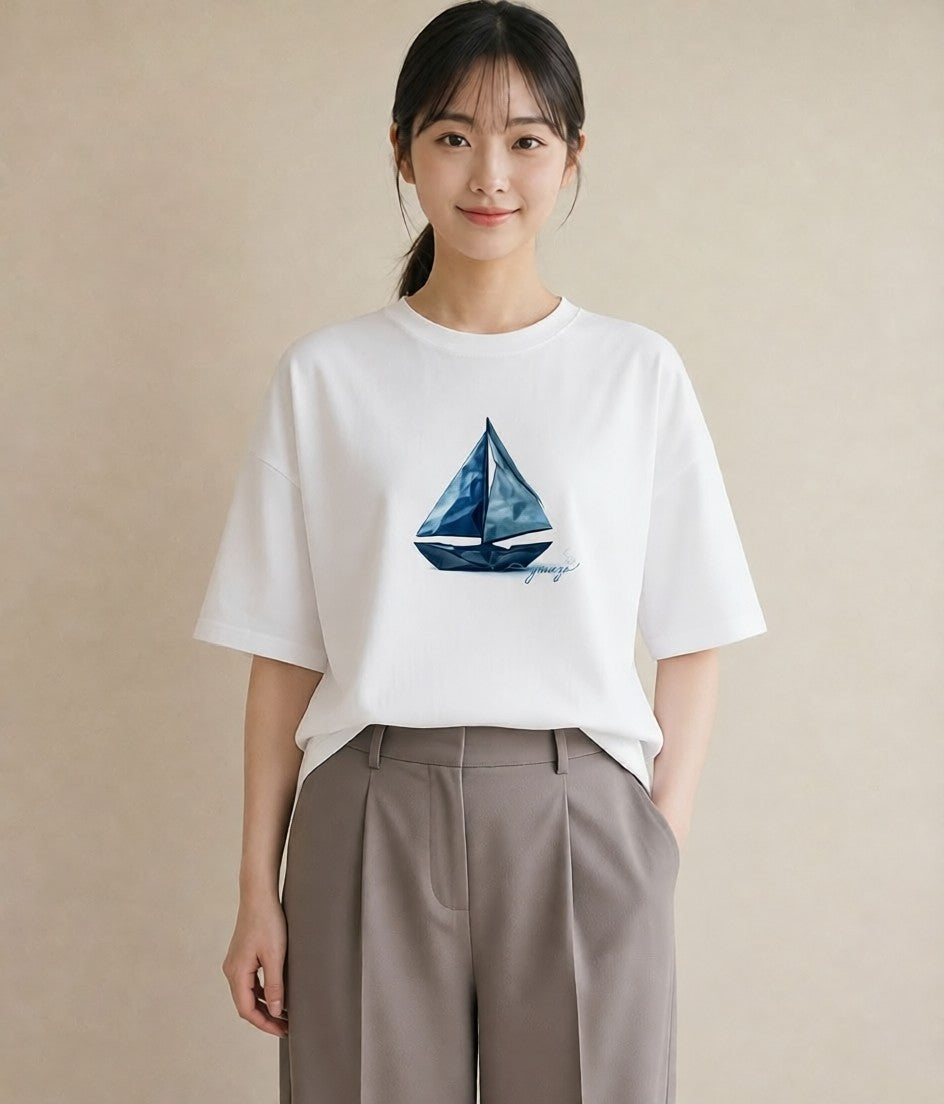 半袖Tシャツ レディース 紙の船 水辺 ナチュラル アンティーク イラスト 普段使い ギフト 母の日 白T YMAZO