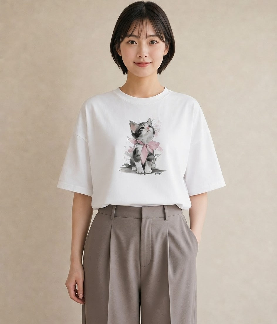 グラフィックTシャツ レディース サバトラ 猫 ねこ イラスト アート風 帰省 ラフ 白T YMAZO