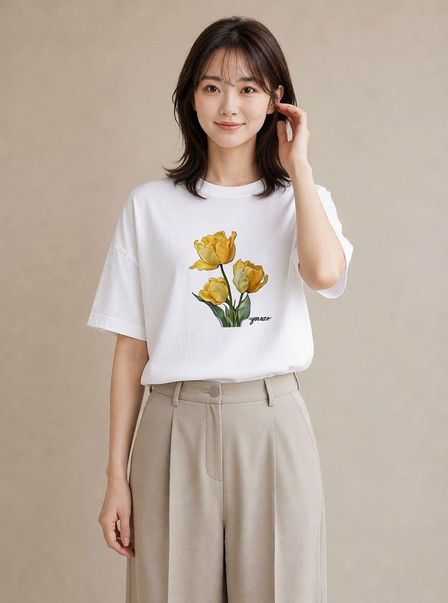 プリントTシャツ レディース チューリップ 花 花柄 イラスト ラフ 女性向けギフト 散歩 白T YMAZO