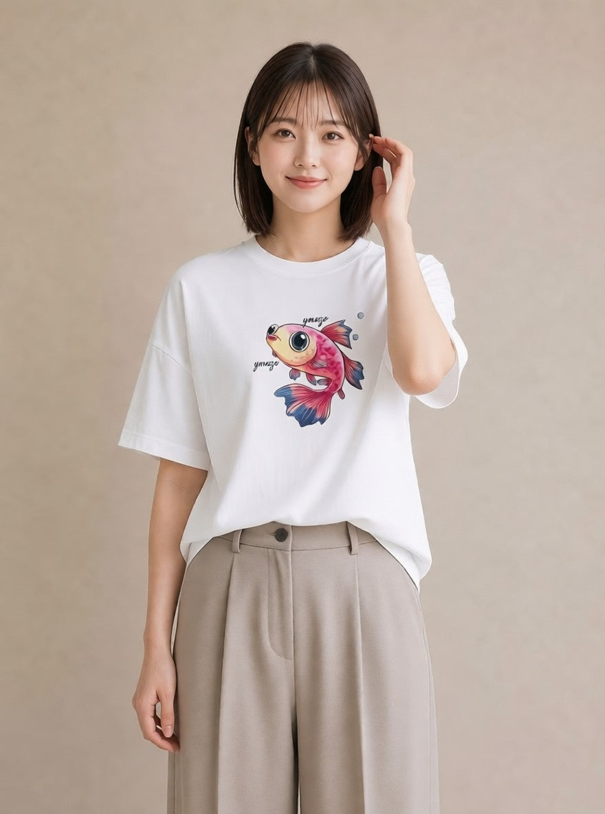 半袖Tシャツ レディース メダカ ペット 動物 イラスト 抜け感 カジュアルコーデ 買い物 白T YMAZO