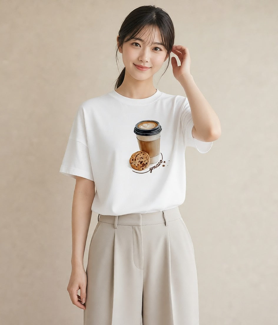 Tシャツ レディース カフェラテ 食べ物 フード イラスト 線画 春服 ミセス 白T YMAZO