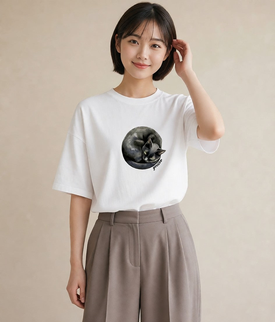 半袖Tシャツ レディース しっぽ 猫 ねこ イラスト 休日コーデ 誕生日プレゼント 綿100 白T YMAZO