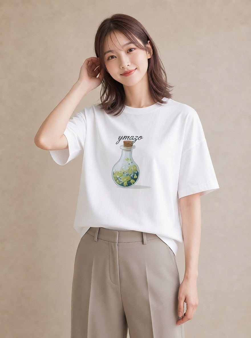 Tシャツ レディース ガラス瓶 小枝 ボタニカル ナチュラル アンティーク イラスト 線画 お出かけ 普段着 白T YMAZO