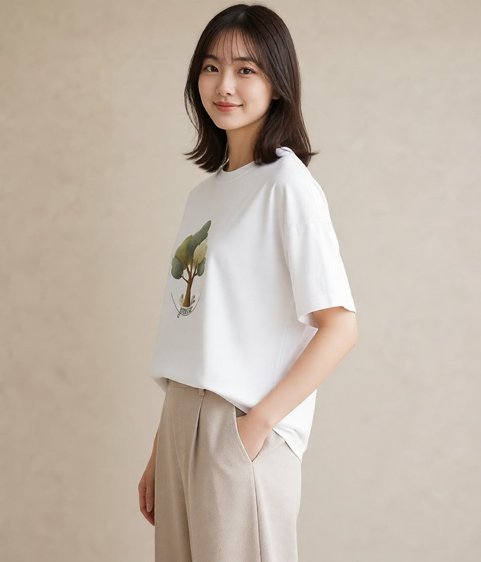 デザインTシャツ レディース 青の水彩 風景 ブルー ナチュラル アンティーク イラスト 水彩風 ミセス 春コーデ 白T YMAZO