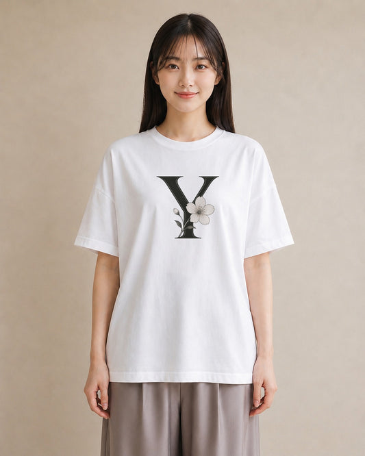 【受注生産】YMAZO Tシャツ レディース 半袖 ゆったり いちご イチゴ 苺 ストロベリー フルーツ 白T 綿100% ホワイト M L フェミニン 韓国っぽい くすみカラー 推し活 デイリー 2026新作 ギフ|イニシャルY(スタンダ