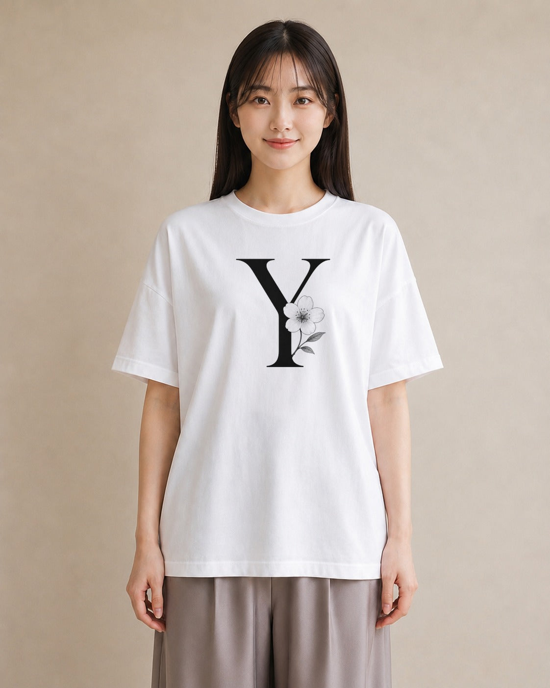 【受注生産】YMAZO Tシャツ レディース 半袖 ゆったり いちご イチゴ 苺 ストロベリー フルーツ 白T 綿100% ホワイト M L 手描き 韓国っぽい 大人可愛い カジュアル お出かけ 初夏 父の日 ギフト|イニシャルY(スタンダ