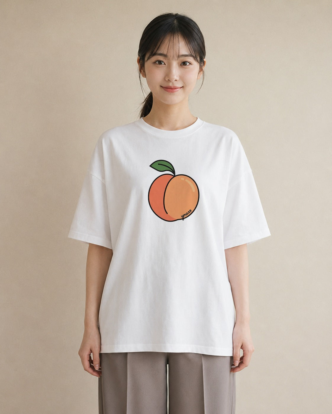 デザインTシャツ レディース もも 食べ物 フード イラスト 韓国風 週末コーデ 敬老の日 白T YMAZO