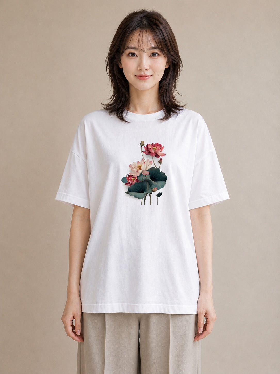デザインTシャツ レディース 蓮 花 花柄 イラスト ゆるコーデ 20代 カジュアルコーデ 白T YMAZO