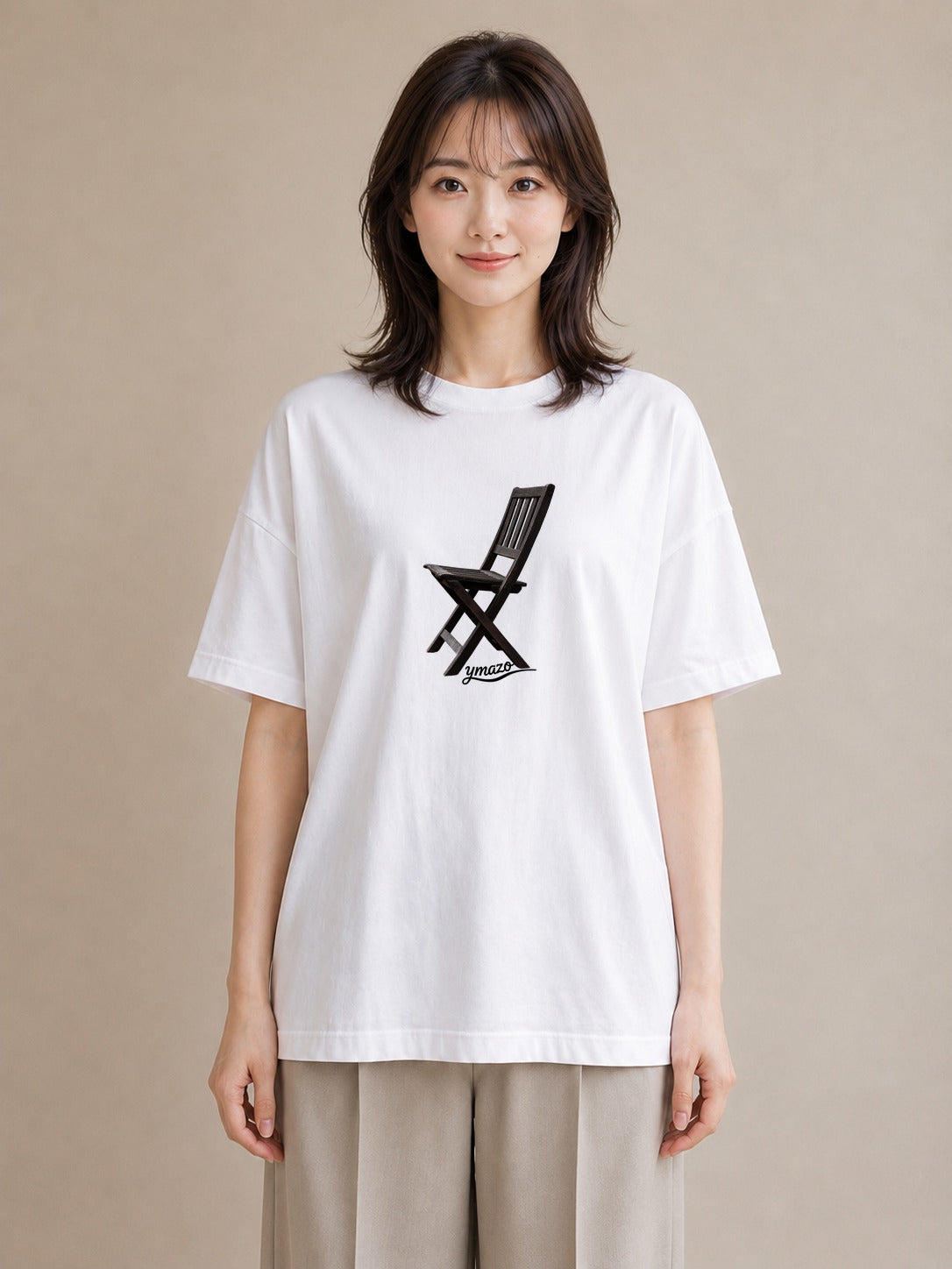 プリントTシャツ レディース 窓辺の椅子 窓辺 椅子 ナチュラル アンティーク イラスト 韓国風 ペアコーデ 秋コーデ 白T YMAZO