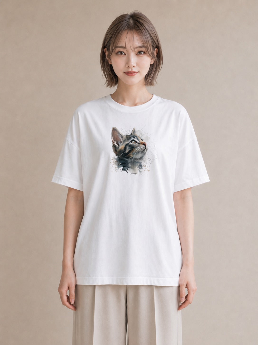 半袖Tシャツ レディース 猫 ねこ イラスト きれいめカジュアル 在宅 公園 白T YMAZO