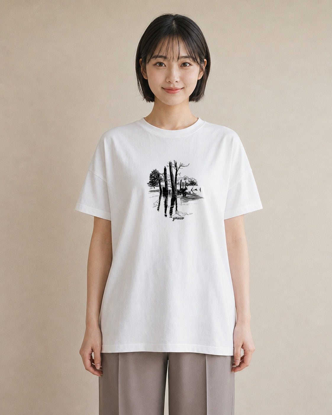 半袖Tシャツ レディース 桟橋 水辺 波止場 ナチュラル アンティーク イラスト 旅行コーデ カフェ巡り 女子会 白T YMAZO