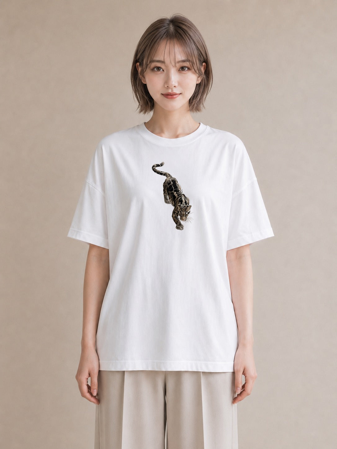 半袖Tシャツ レディース ベンガル 猫 ねこ イラスト カフェコーデ ペアコーデ 秋コーデ 白T YMAZO