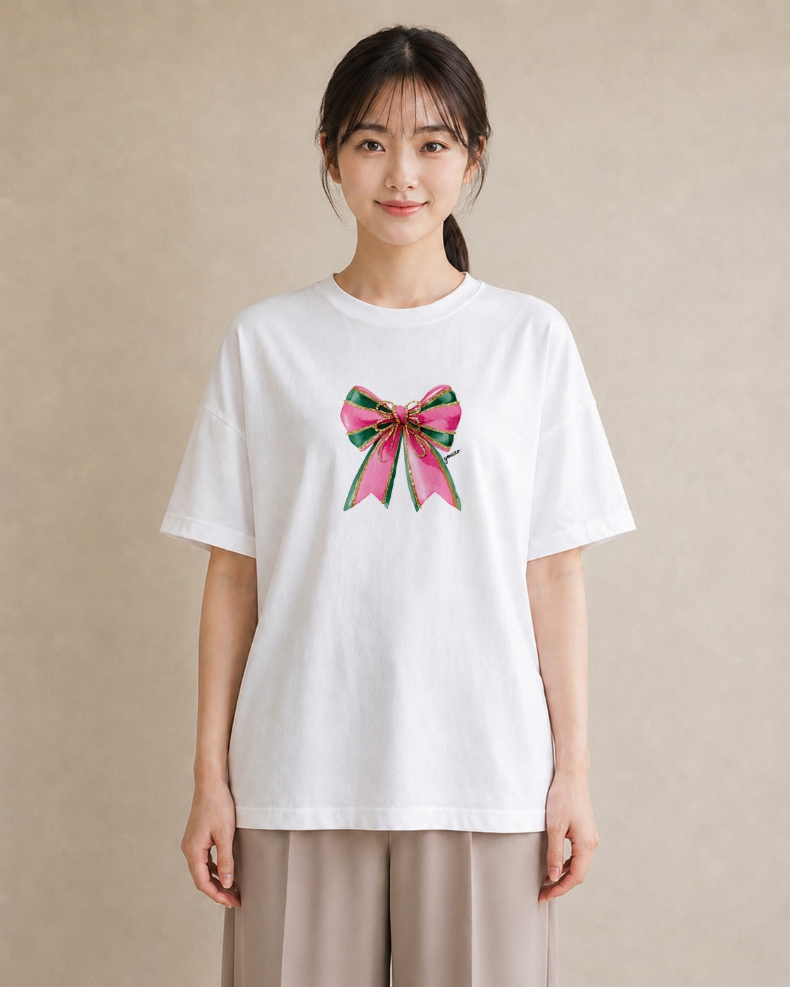 プリントTシャツ レディース リボン 蝶結び ナチュラル アンティーク イラスト こなれ感 ママ カフェ服 白T YMAZO