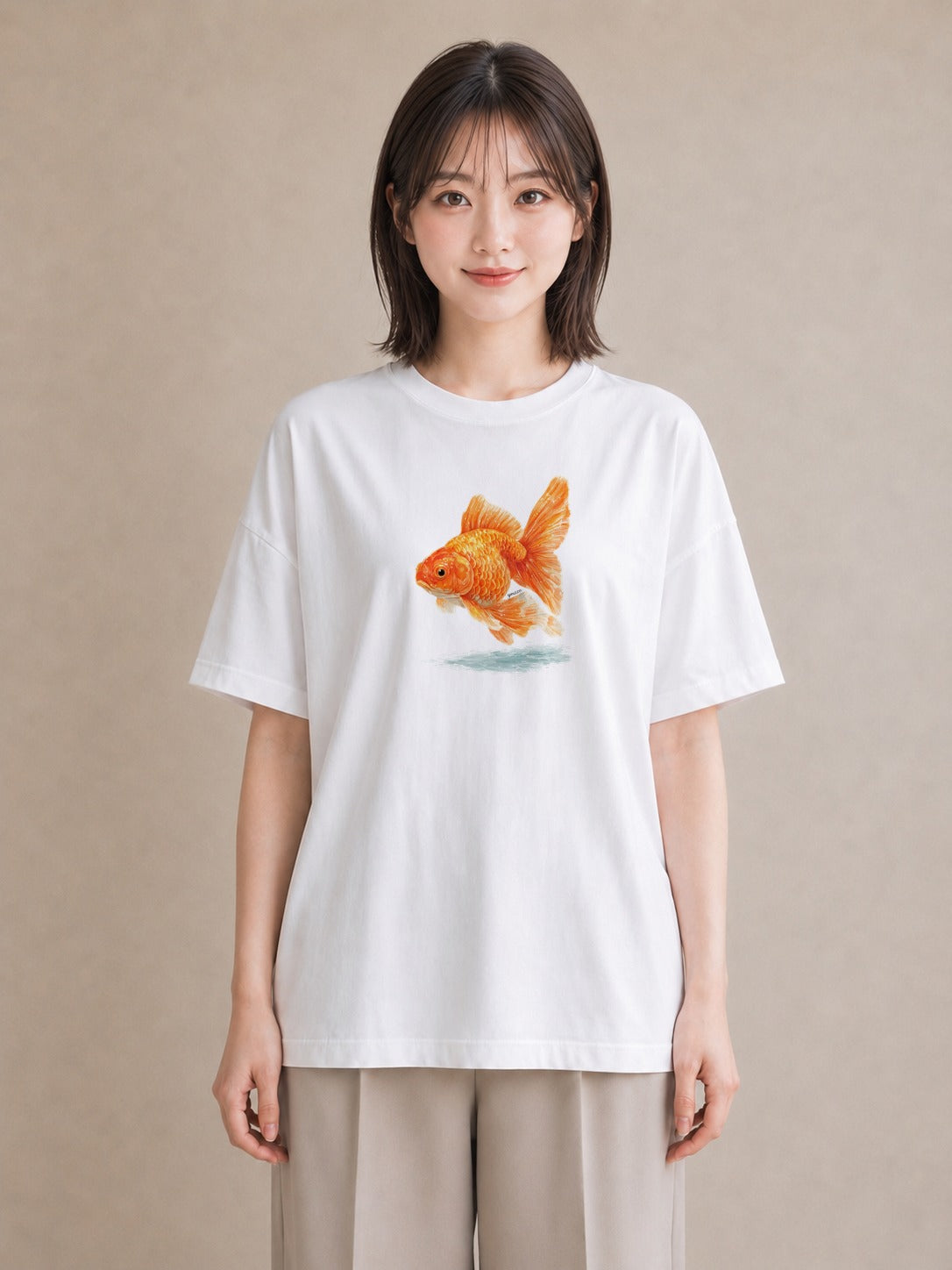 デザインTシャツ レディース カクレクマノミ 海の生き物 海 イラスト ゆるコーデ 休日 ペアコーデ 白T YMAZO