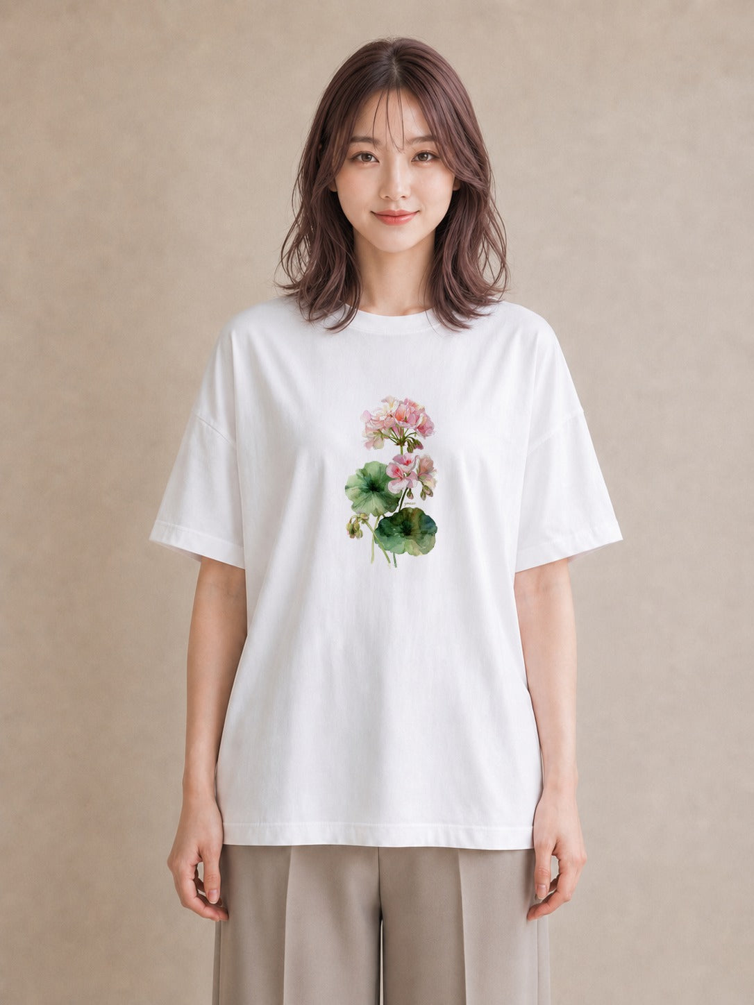 Tシャツ レディース クローバー 四つ葉 花 花柄 イラスト 水彩風 帰省 ラフ 白T