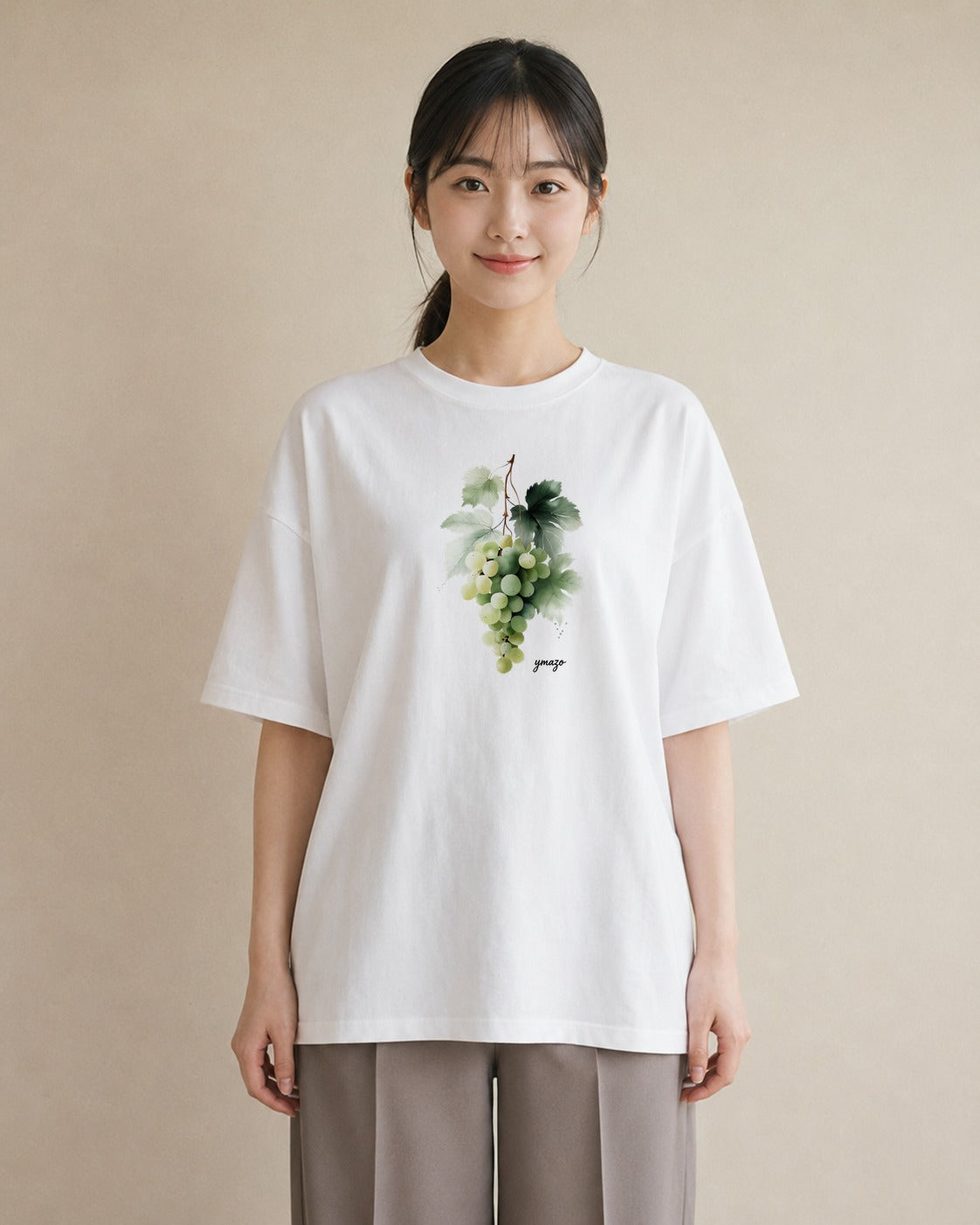 半袖Tシャツ レディース ぶどう 葡萄 食べ物 フード イラスト 個性的 ギフト 母の日 白T YMAZO