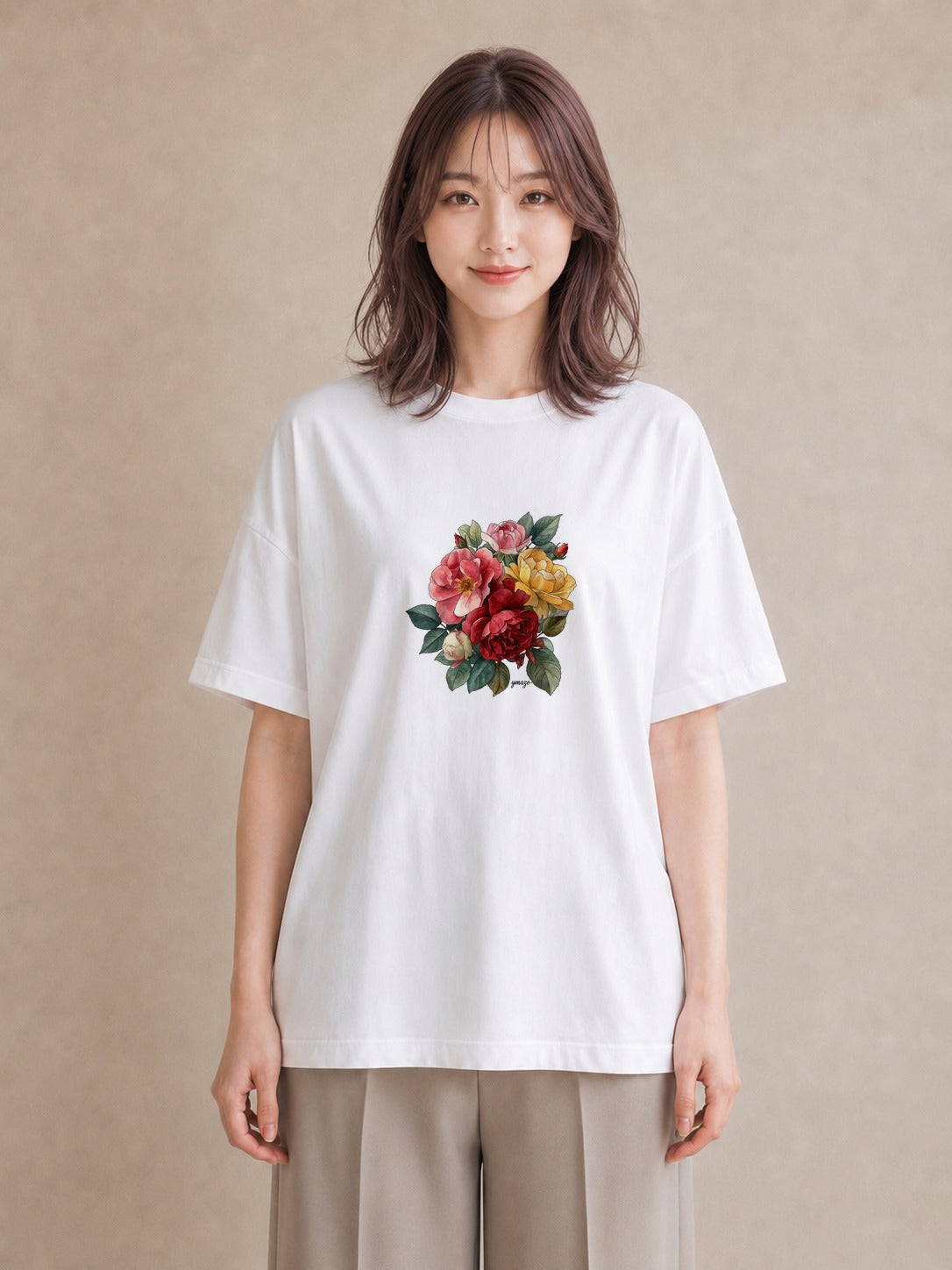 半袖Tシャツ レディース 椿 花 花柄 イラスト 水彩風 女性向けギフト 散歩 白T