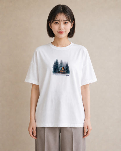 グラフィックTシャツ レディース 湖畔の小屋 湖 小屋 ナチュラル アンティーク イラスト ゆるかわ レイヤード 友達ギフト 白T YMAZO