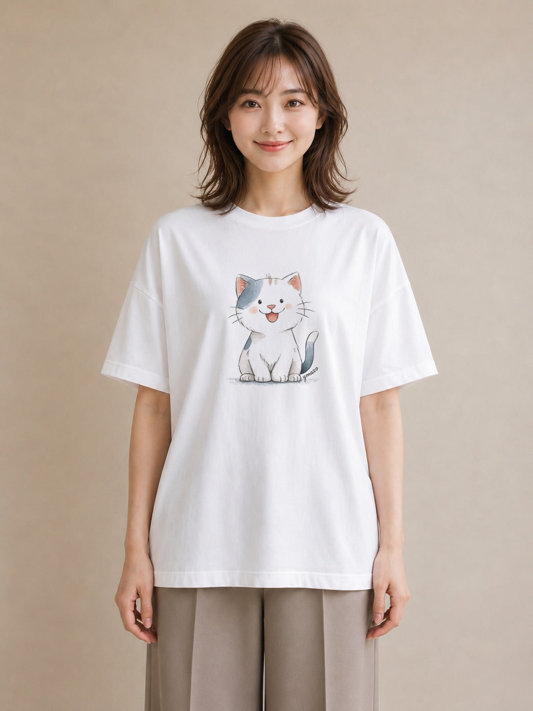 Tシャツ レディース 白猫 猫 ねこ イラスト 手描き風 海 カフェ巡り 白T YMAZO